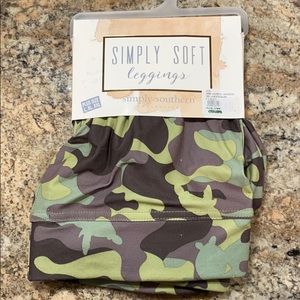 Simply soft leggings green camo